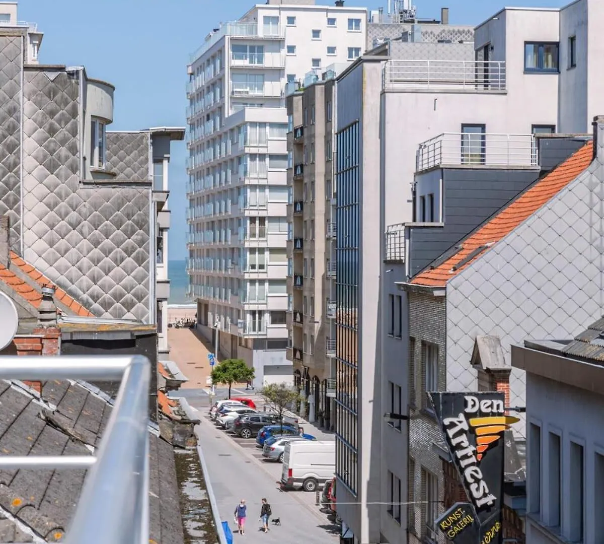 Huswell - Centrally Located Apartment With Sunny Terrace Oostende