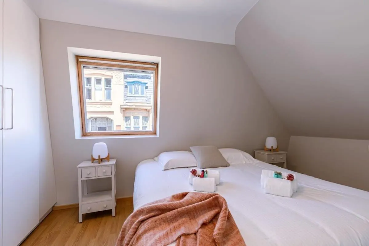 Huswell - Centrally Located Apartment With Sunny Terrace Ostend