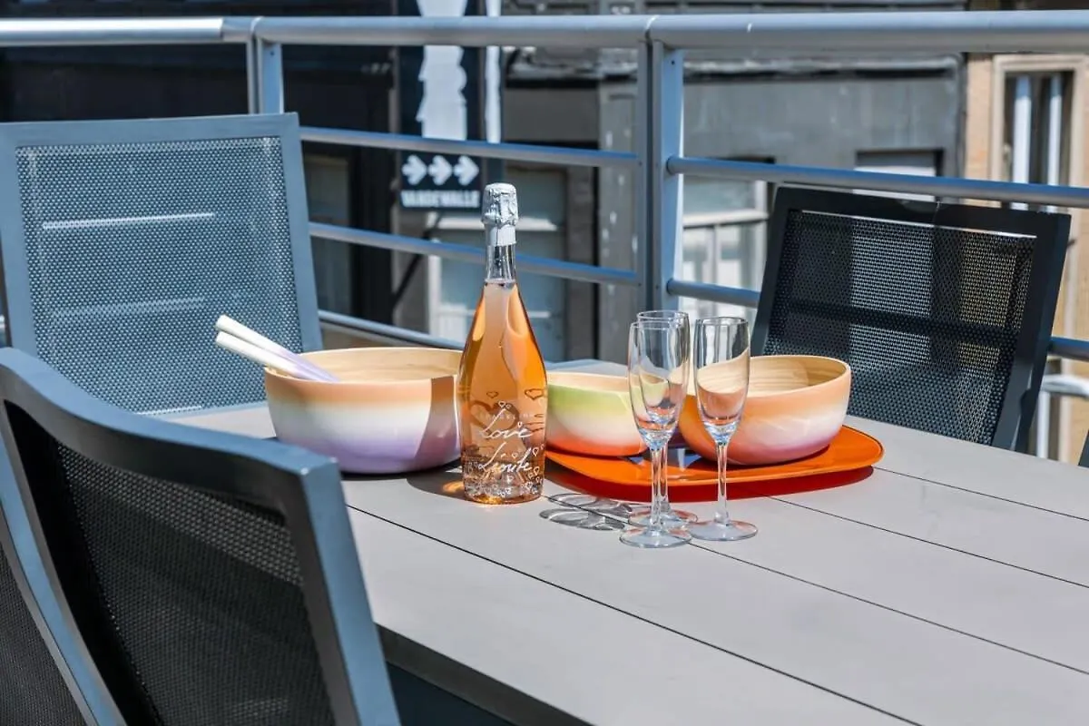 Huswell - Centrally Located Apartment With Sunny Terrace Ostend Belgium