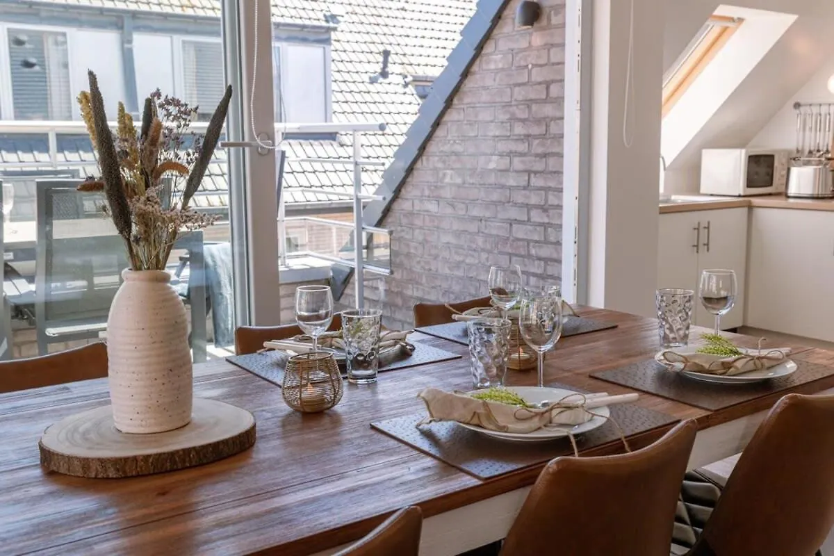 Huswell - Centrally Located Apartment With Sunny Terrace Ostend 0*,  Belgium